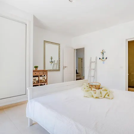 Escaletas Villa